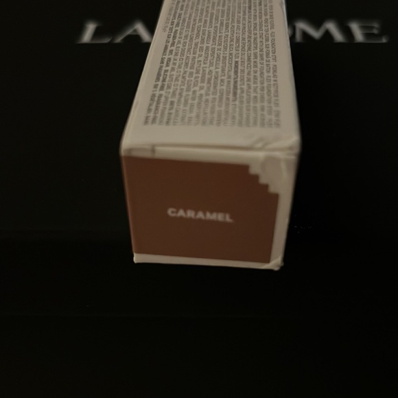 Milk make up flex foundation stick - Picture 2 of 5